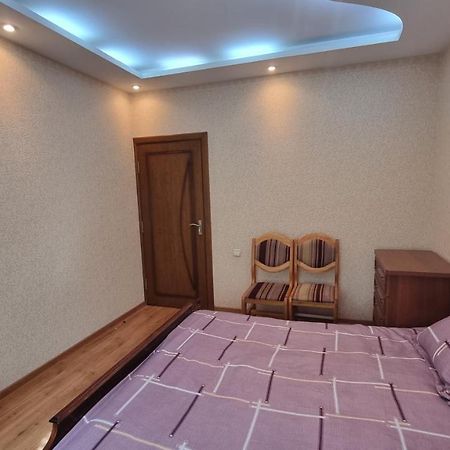 Cosy appartment Tachkent Extérieur photo