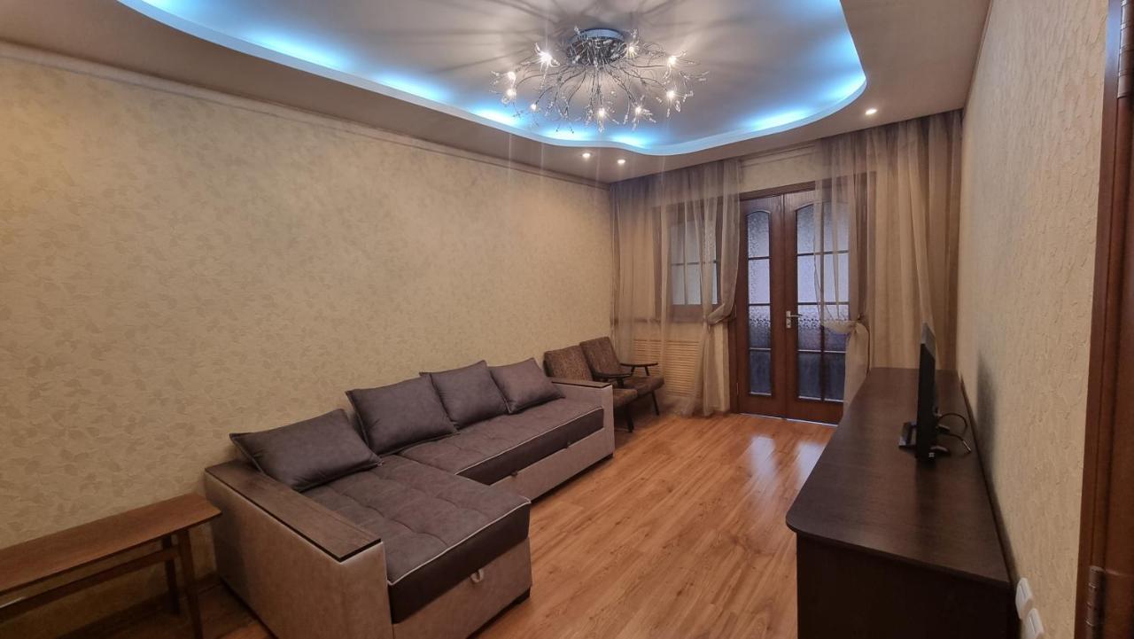 Cosy appartment Tachkent Extérieur photo